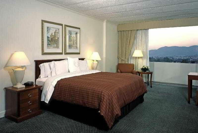 Sheraton Presidente San Salvador Ngoại thất bức ảnh